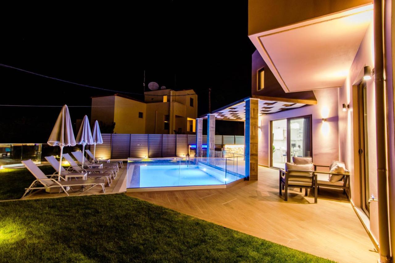 Villa Anthi, A Modern Villa With Salted Water Pool,Hot Tub & Bbq! 레팀노 외부 사진