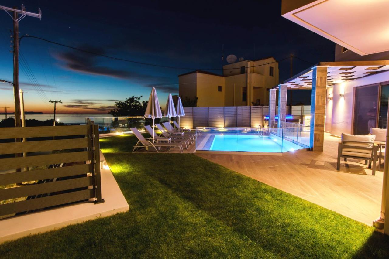 Villa Anthi, A Modern Villa With Salted Water Pool,Hot Tub & Bbq! 레팀노 외부 사진